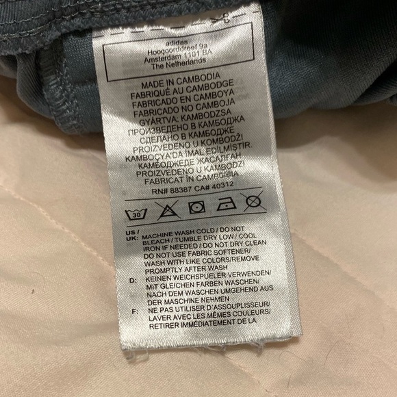 Adidas Women’s Blue-Gray Running Workout Athletic Training Shorts Size Large - Picture 5 of 10